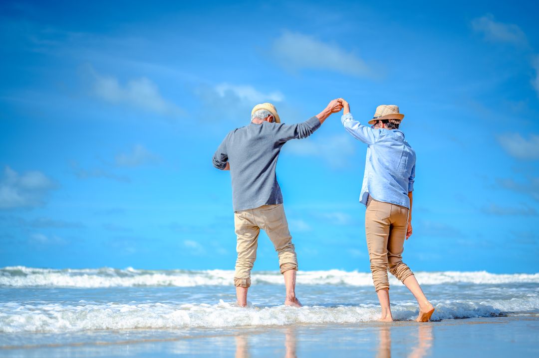 Financial Planning Beyond Investments: Major Retirement Decisions for Cedar Rapids Families